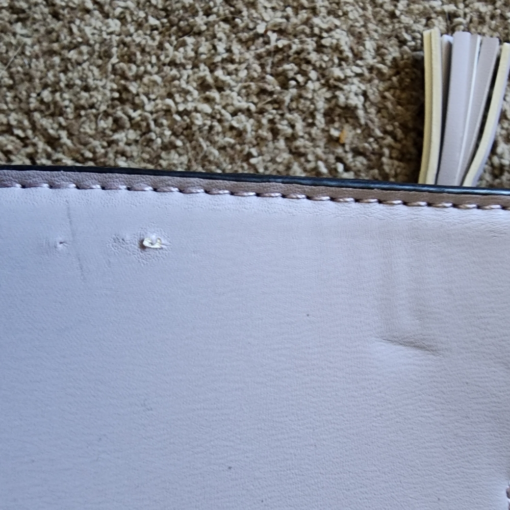 Purse - Picture 2 of 3
